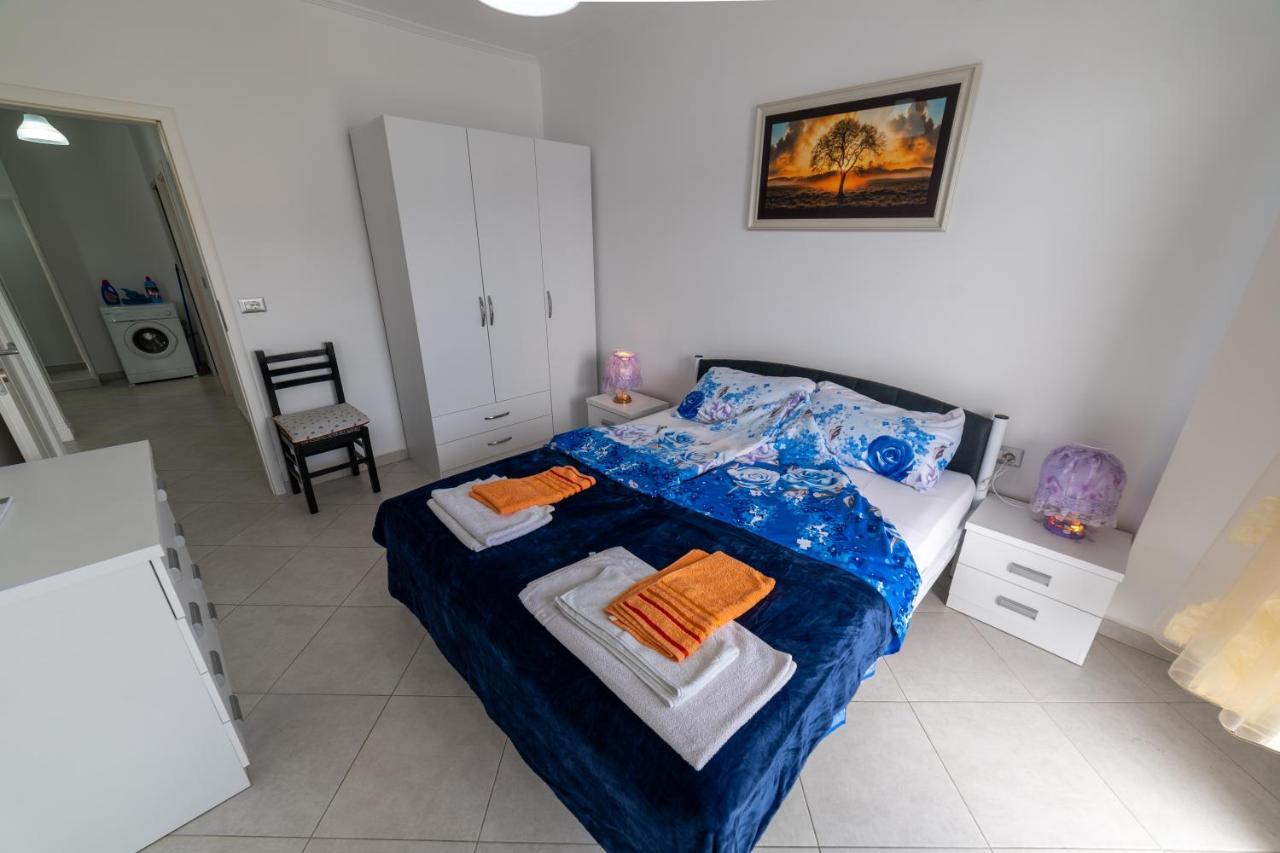 Sofi Apartments Sarandë Buitenkant foto